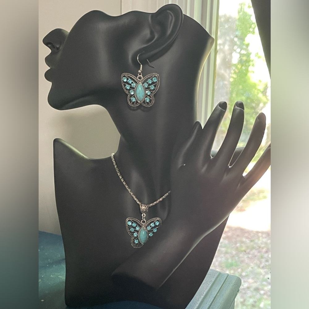 Costume Jewelry Blue and Silver Butterfly Necklace and Earrings